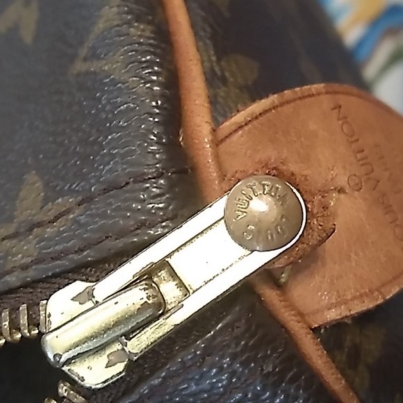 LOUIS Vuitton Speedy 40 In Excellent Condition - Picture 12 of 17